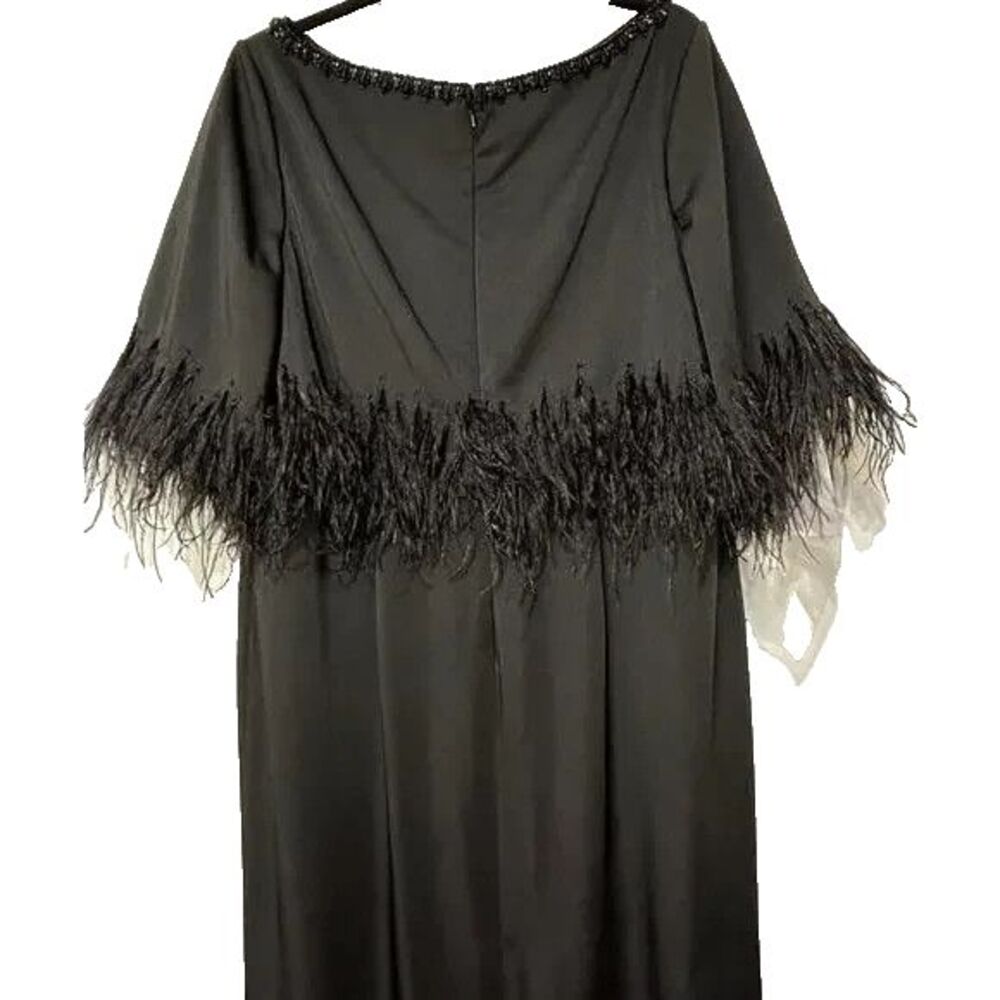 MAC‎ DUGGAL 11787 QUARTER SLEEVE CRYSTAL NECK FEATHER DETAIL BLACK  GOWN - Picture 4 of 7